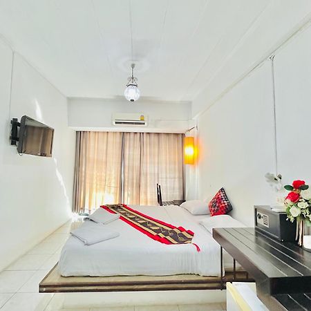 Sea Beach Paradise Patong Exterior foto